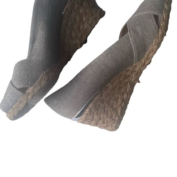 Adrienne Vittadini Wedge Pumps - Picture 7 of 15